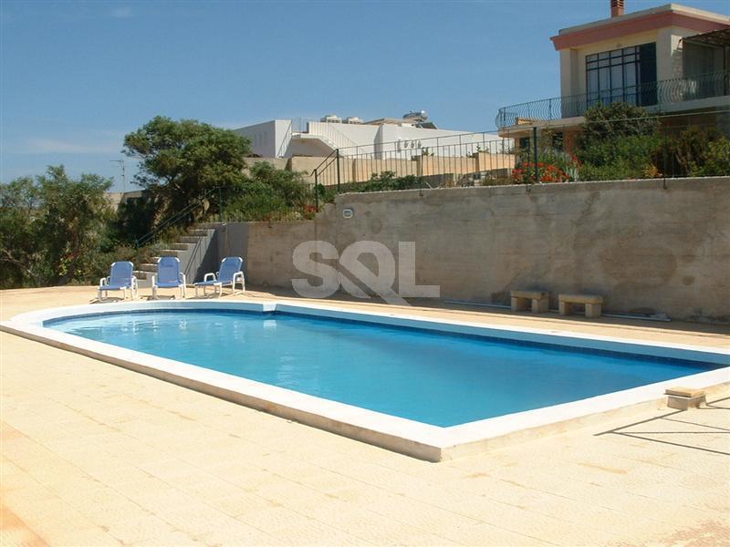 Bungalow in Mellieha To Rent