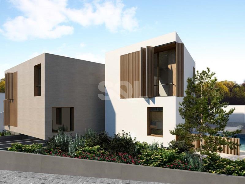 Semi-Detached Villa in Madliena For Sale