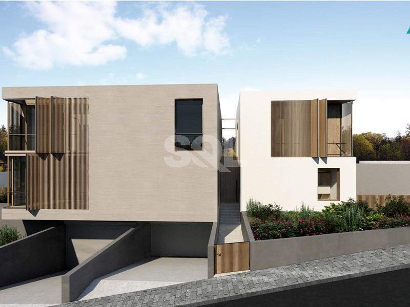 Semi-Detached Villa in Madliena For Sale