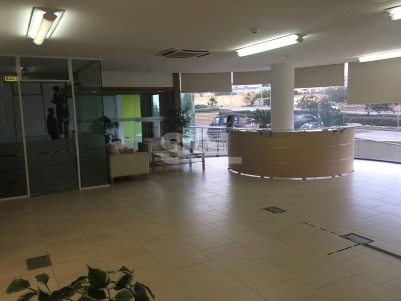 Retail/Catering in Birkirkara To Rent