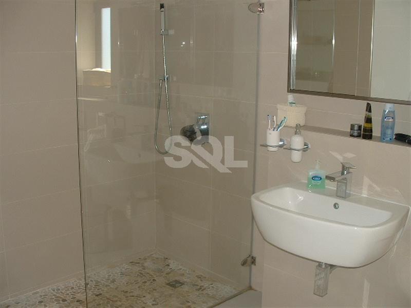 Penthouse in Ta' L-Ibrag To Rent