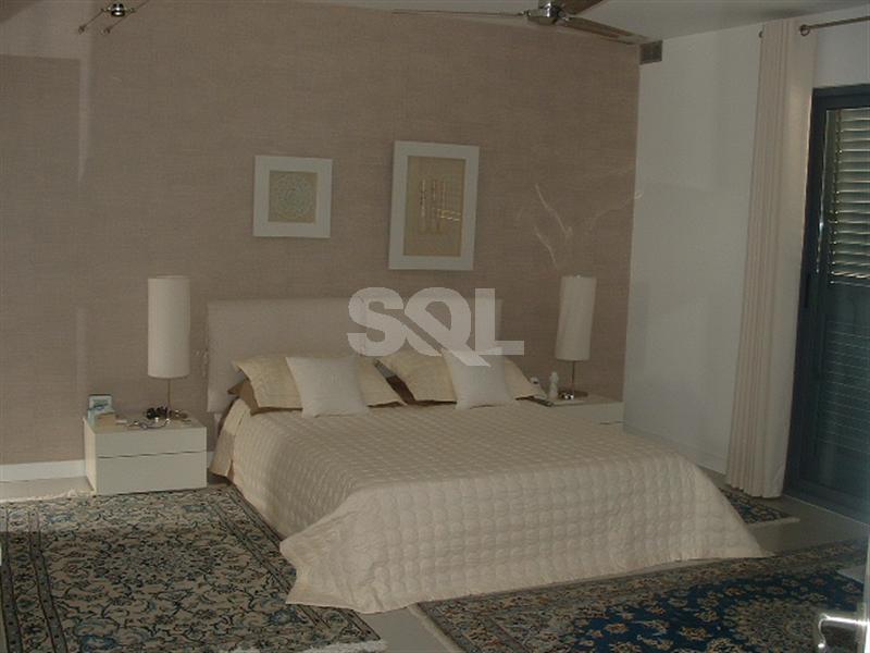 Penthouse in Ta' L-Ibrag To Rent