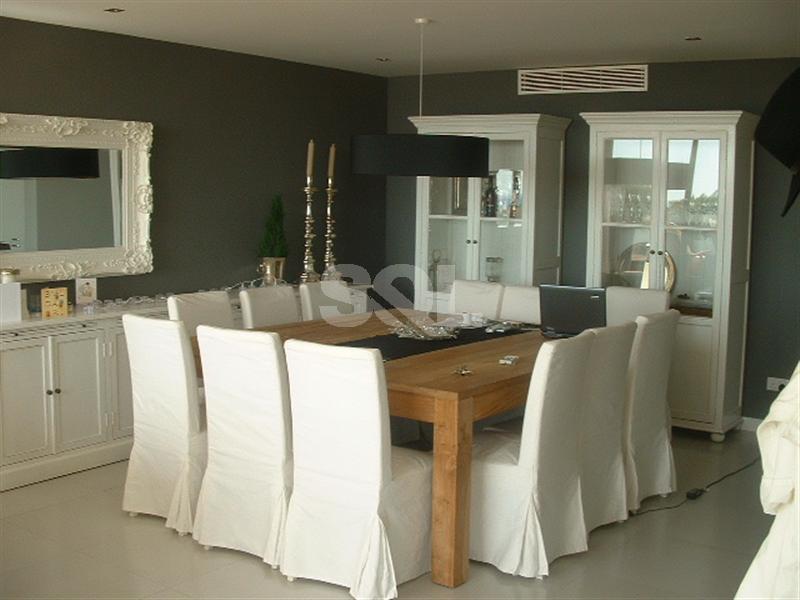 Penthouse in Ta' L-Ibrag To Rent