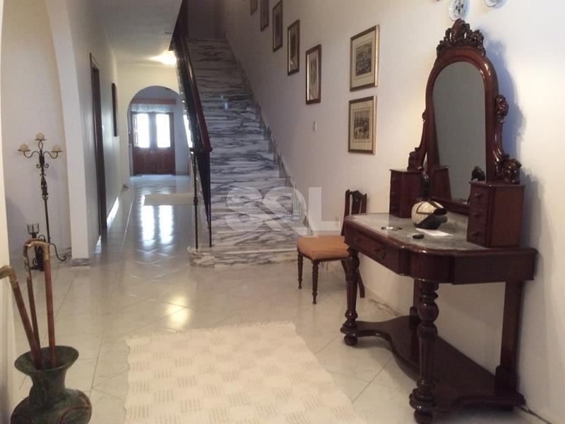 Terraced House in Attard To Rent