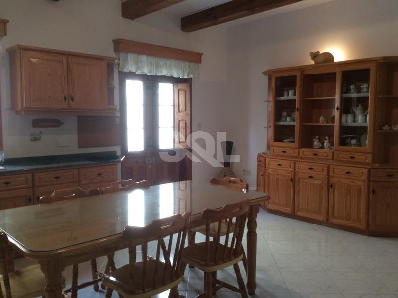 Terraced House in Attard To Rent