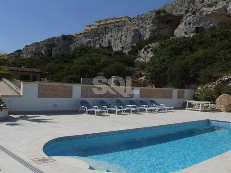 Villa in Mellieha To Rent