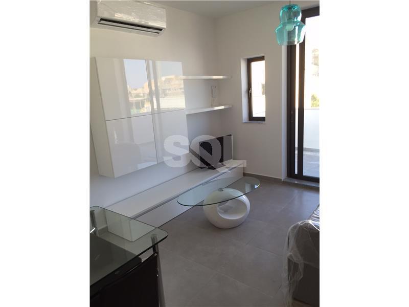 Apartment in Ta' L-Ibrag To Rent