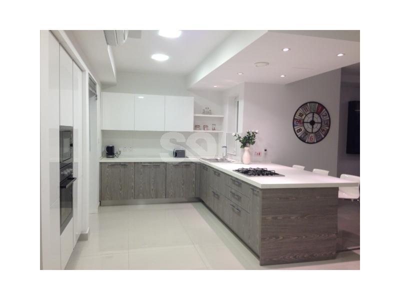 Penthouse in Mellieha To Rent