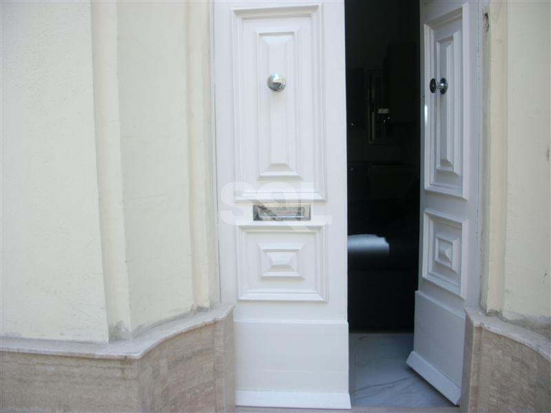 Ground Floor Maisonette in Sliema To Rent