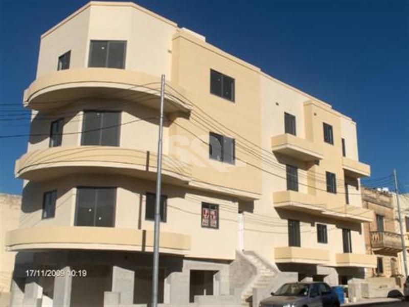 Office in Naxxar To Rent