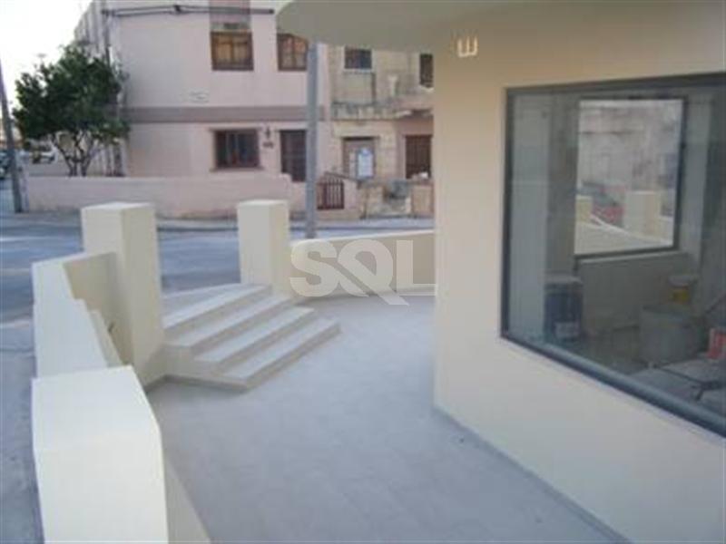 Office in Naxxar To Rent