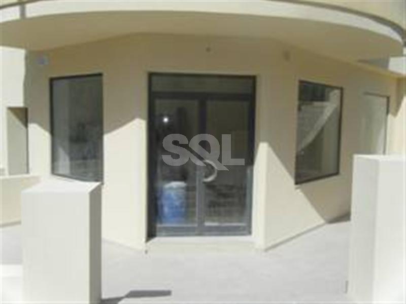 Office in Naxxar To Rent