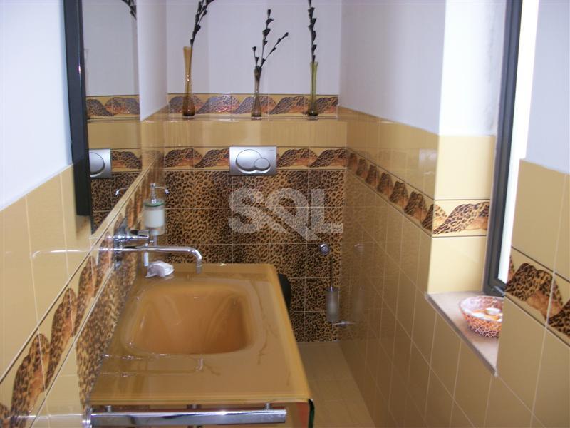 Penthouse in Ta' L-Ibrag To Rent