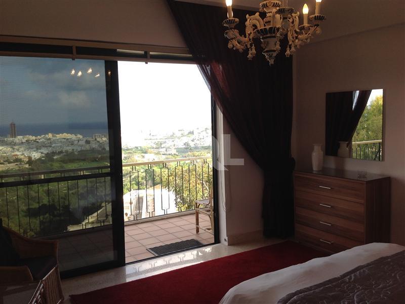 Penthouse in Ta' L-Ibrag To Rent