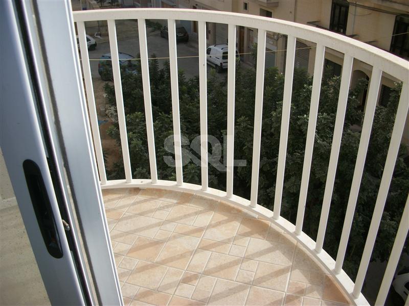 Apartment in Swatar To Rent