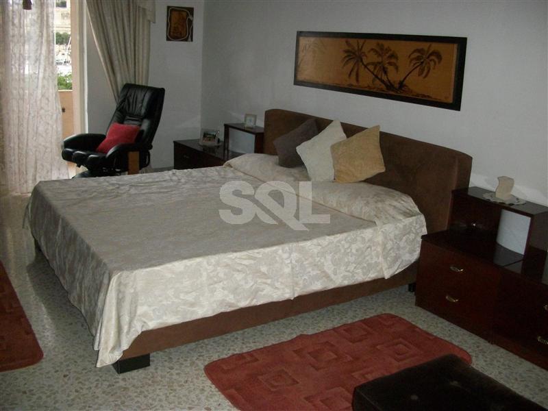 Apartment in Ta' Xbiex To Rent