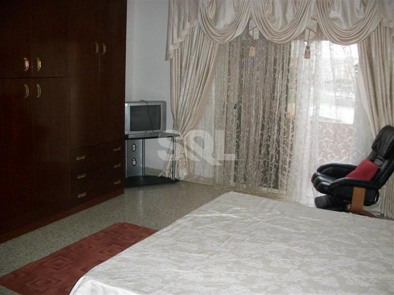 Apartment in Ta' Xbiex To Rent