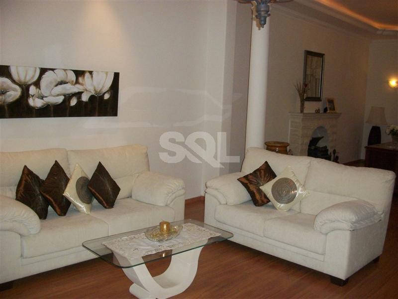 Apartment in Ta' Xbiex To Rent