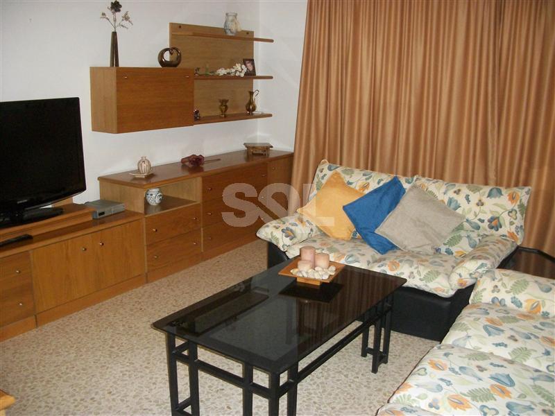 Apartment in Ta' Xbiex To Rent