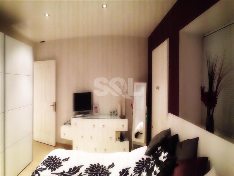 Apartment in Ta' Xbiex To Rent