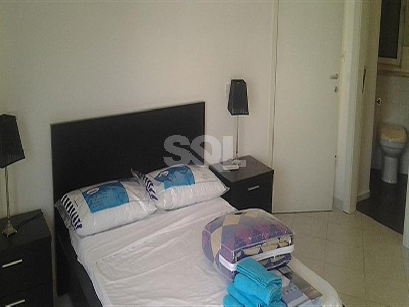 Apartment in Portomaso To Rent