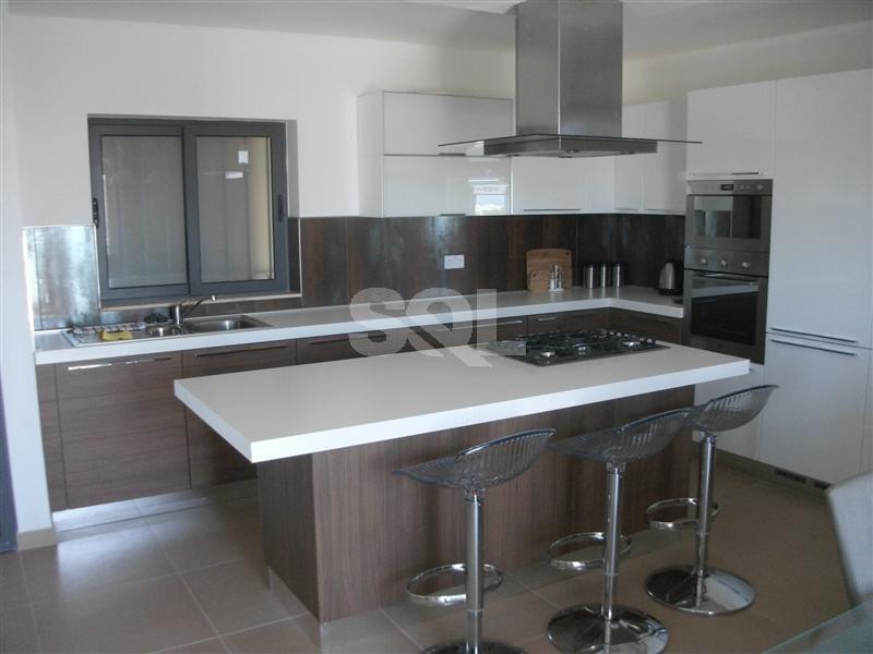Apartment in Madliena To Rent