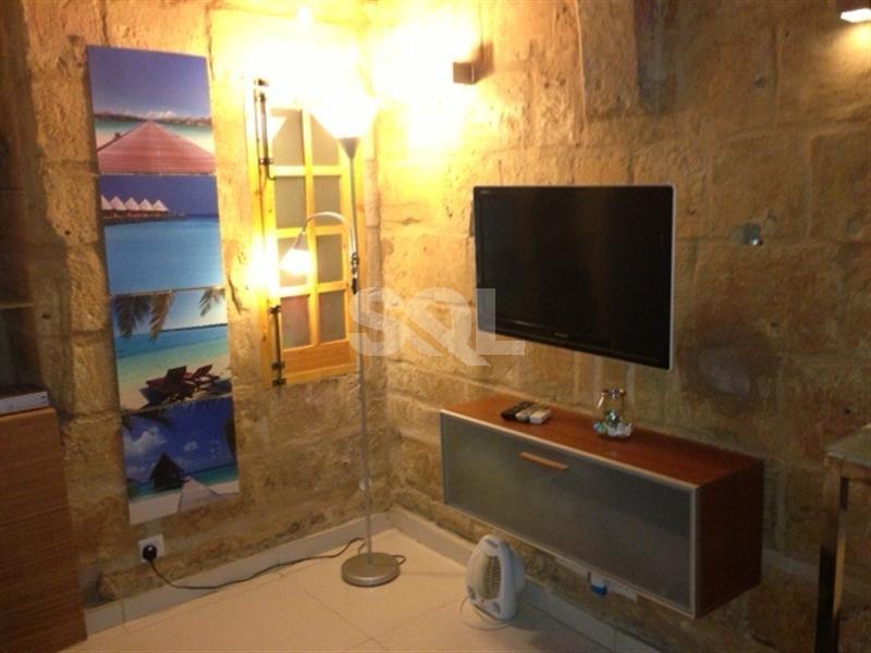 Duplex Maisonette in Valletta To Rent