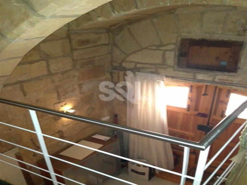 Duplex Maisonette in Valletta To Rent