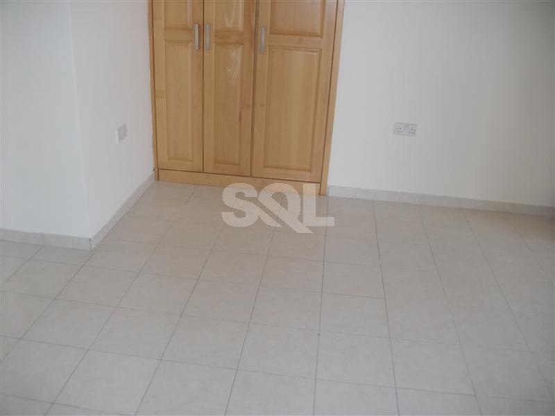 Penthouse in San Gwann To Rent