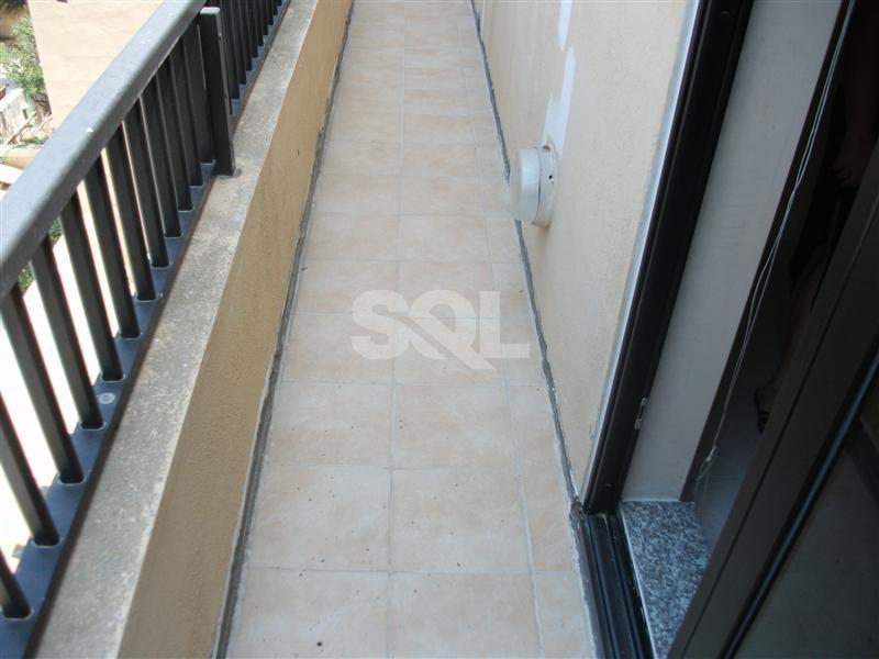 Penthouse in San Gwann To Rent