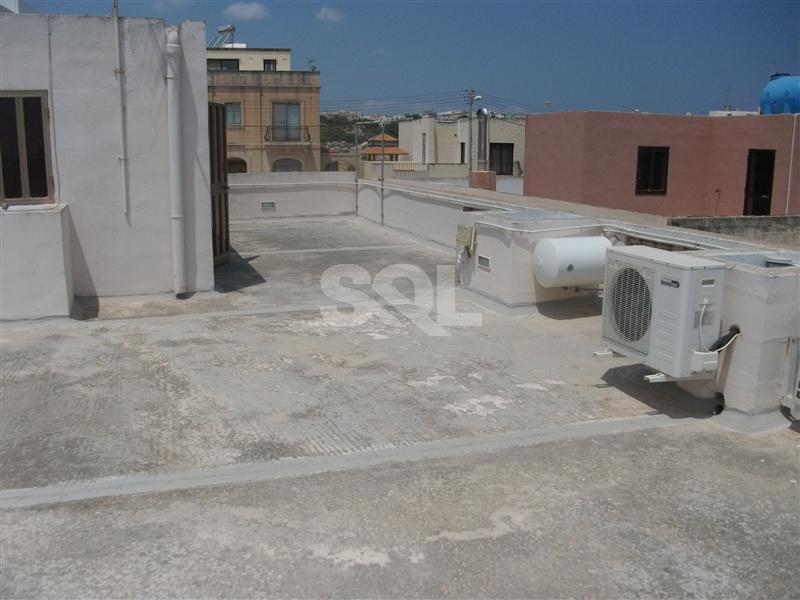 Villa in Ta' L-Ibrag To Rent