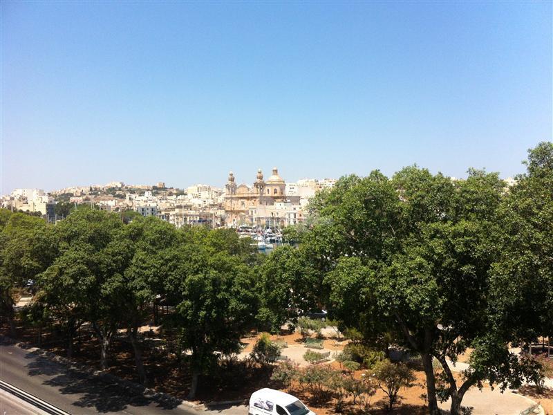 Apartment in Pieta To Rent