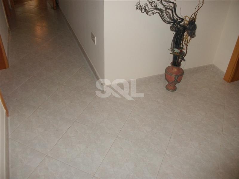 Apartment in Qawra To Rent