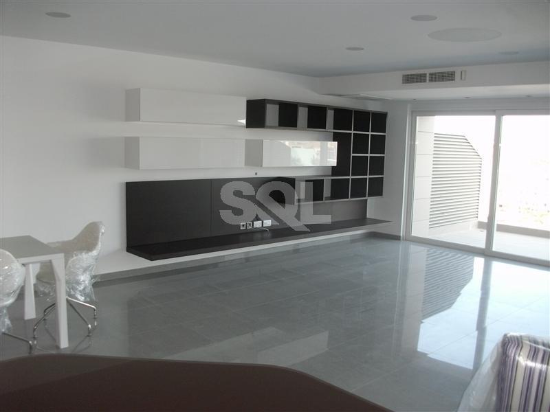 Apartment in Ta' Xbiex For Sale / To Rent