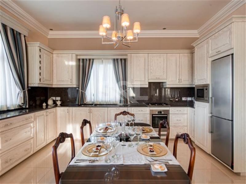 Detached Villa in Zurrieq To Rent