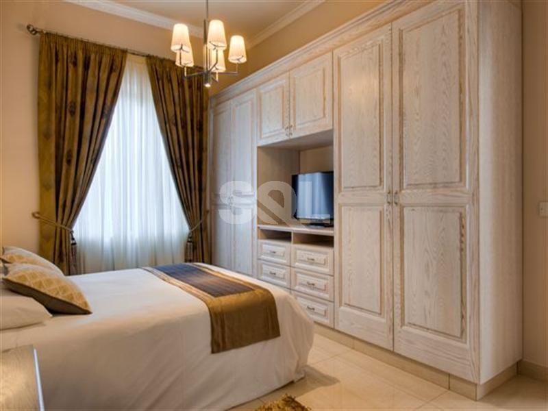 Detached Villa in Zurrieq To Rent