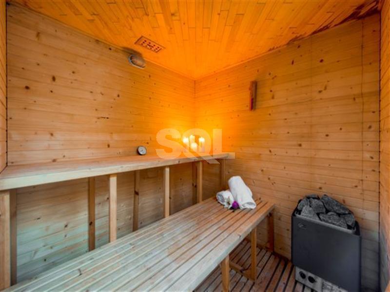 Detached Villa in Zurrieq To Rent