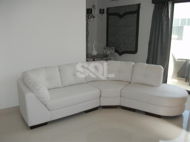 Penthouse in Attard To Rent