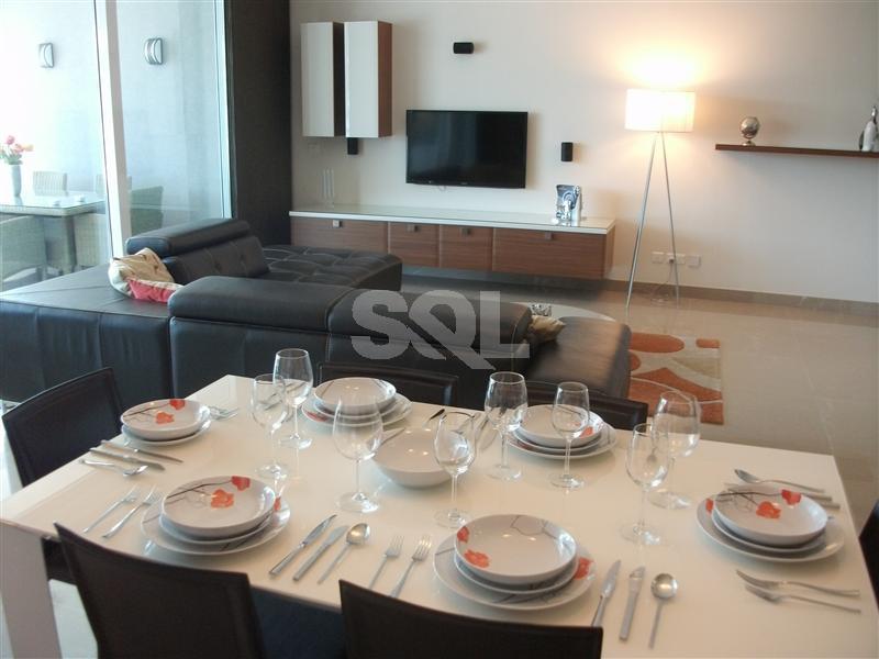 Apartment in Ta' Xbiex To Rent