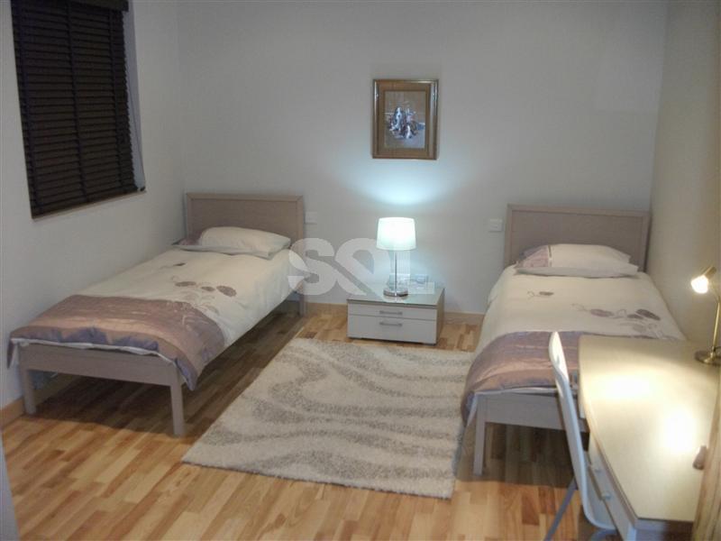 Apartment in Ta' Xbiex To Rent