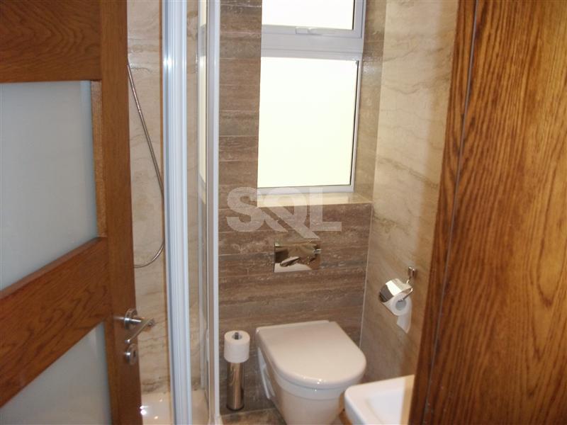 Apartment in Ta' Xbiex To Rent