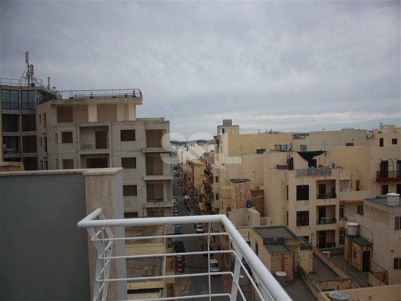 Penthouse in Bugibba To Rent
