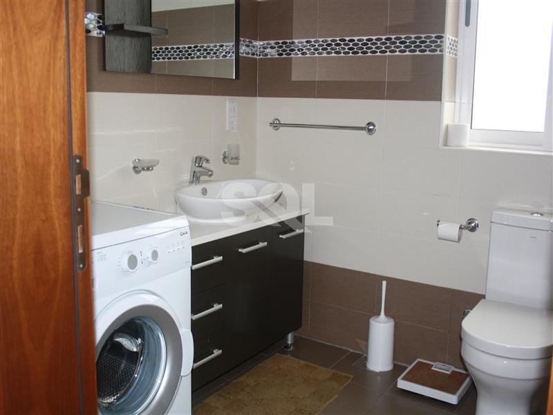 Penthouse in Bugibba To Rent