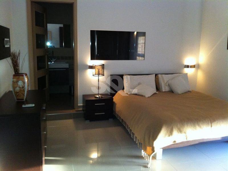 Apartment in Pieta To Rent