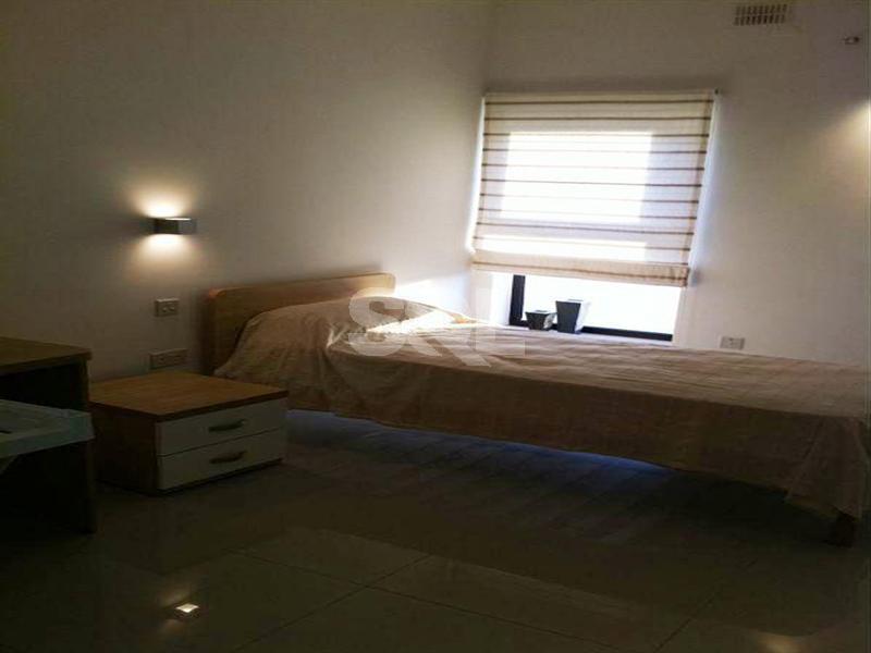 Apartment in Pieta To Rent