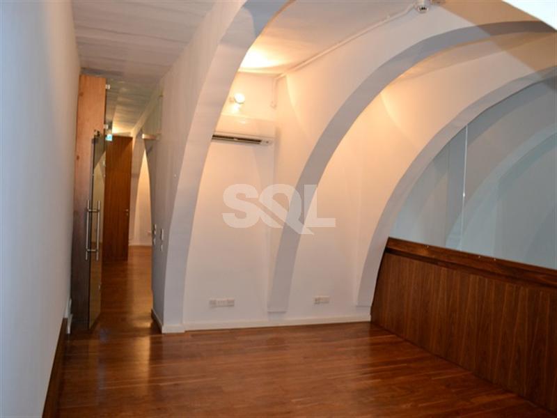 Retail/Catering in Valletta To Rent