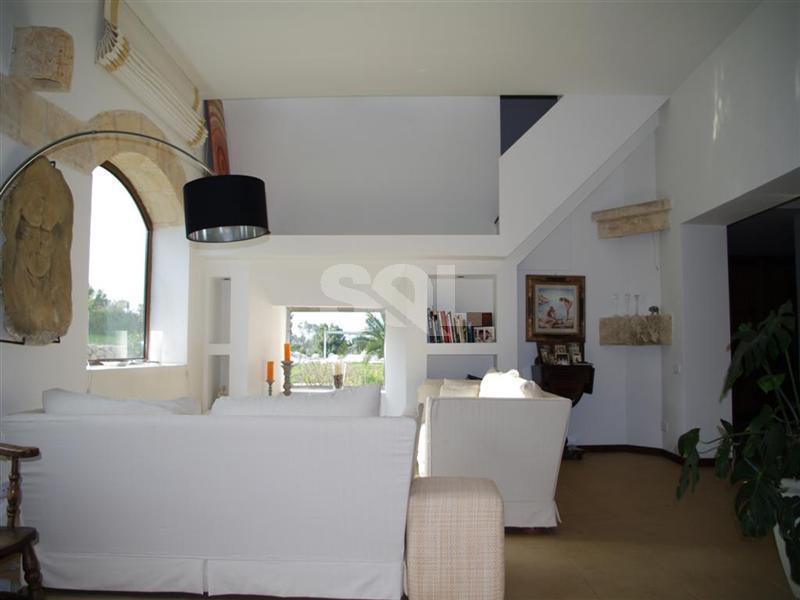 Farmhouse in Siggiewi To Rent