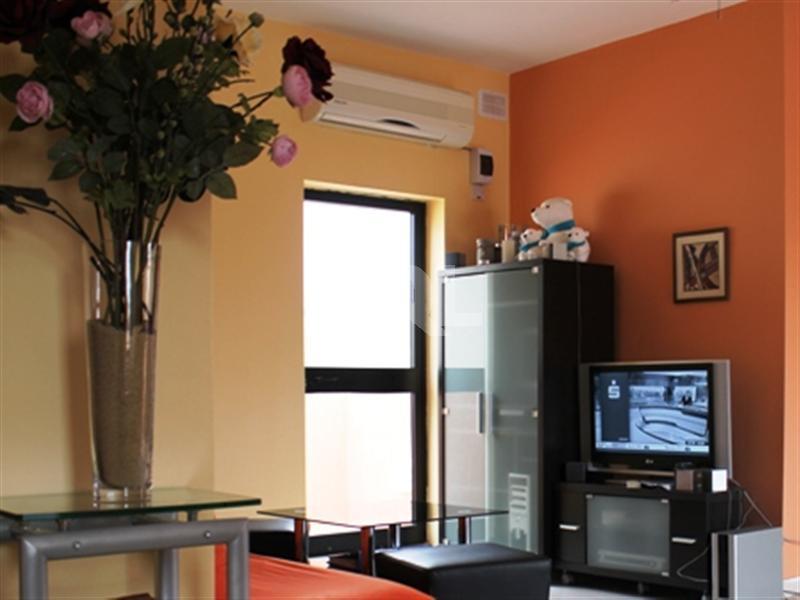 Penthouse in Sliema To Rent