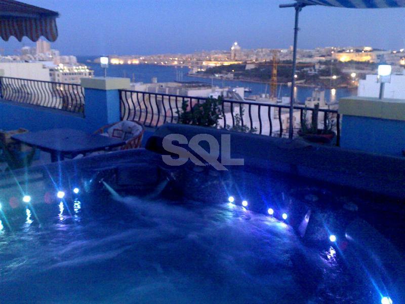 Penthouse in Sliema To Rent