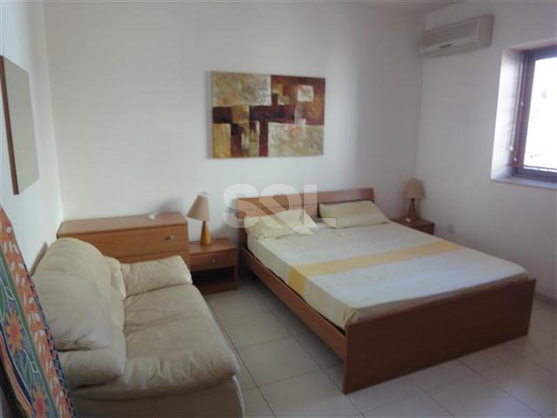 Apartment in Gzira To Rent